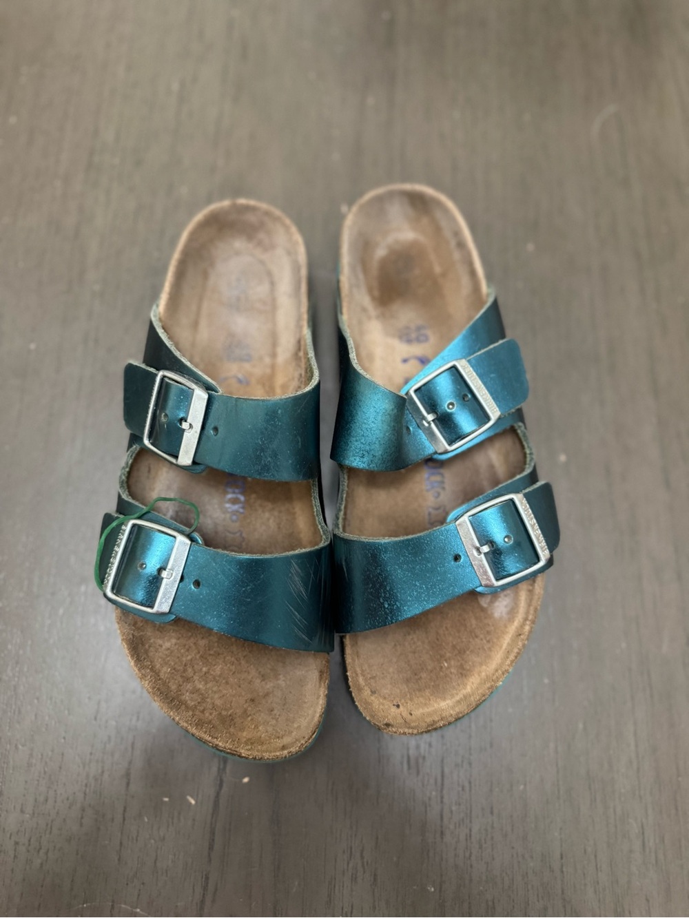 BIRKENSTOCK
WOMEN'S N ARIZONA MTLC GREEN SANDAL size eu40 usa L9 - Picture 2 of 11